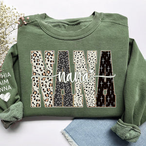 Personalized Bible Style Design, Custom Gift For Gigi And Her Grandchildren Sweatshirt