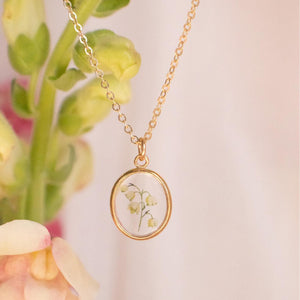 Personalized Birth Flower Family Bouquet Necklace