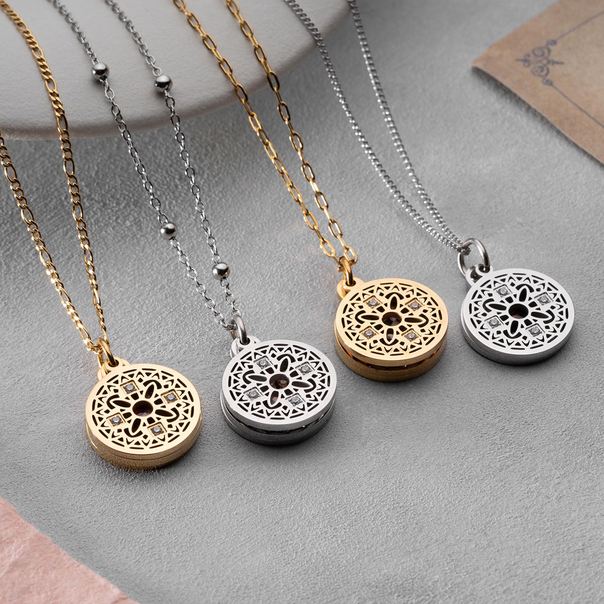 Custom Locket Necklace with Photo, Personalized Photo Pendant, Engravable Memorial Jewelry, Mothers Day Gift for Her