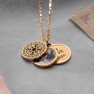 Custom Locket Necklace with Photo, Personalized Photo Pendant, Engravable Memorial Jewelry, Mothers Day Gift for Her