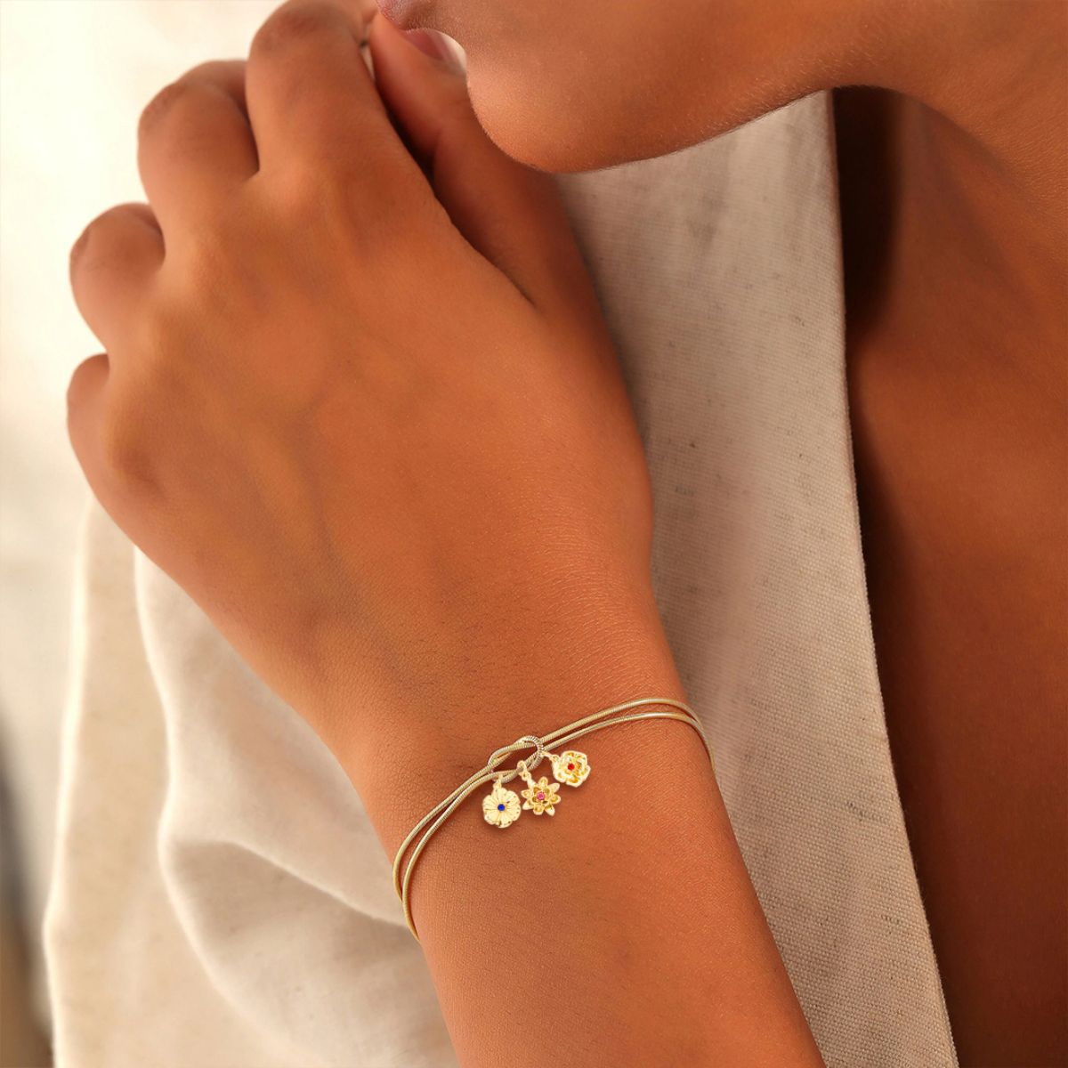 Personalized 1-12 Birth Flowers Knot Bracelet