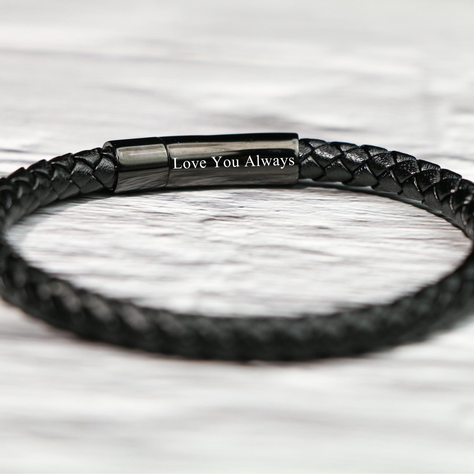 Personalized Memorial Buckle Leather Bracelet