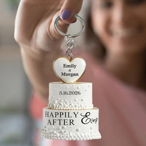 Wedding Cake Personalized Keychain, Newlywed Gifts, Couple Gifts