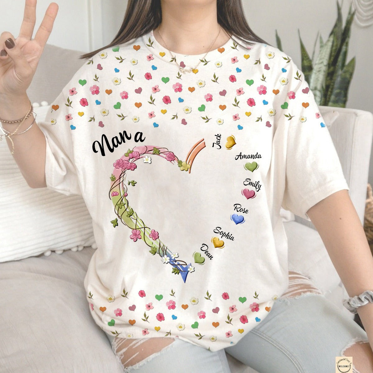 Personalized Grandma Mom Kids Heart Floral Print T-Shirt