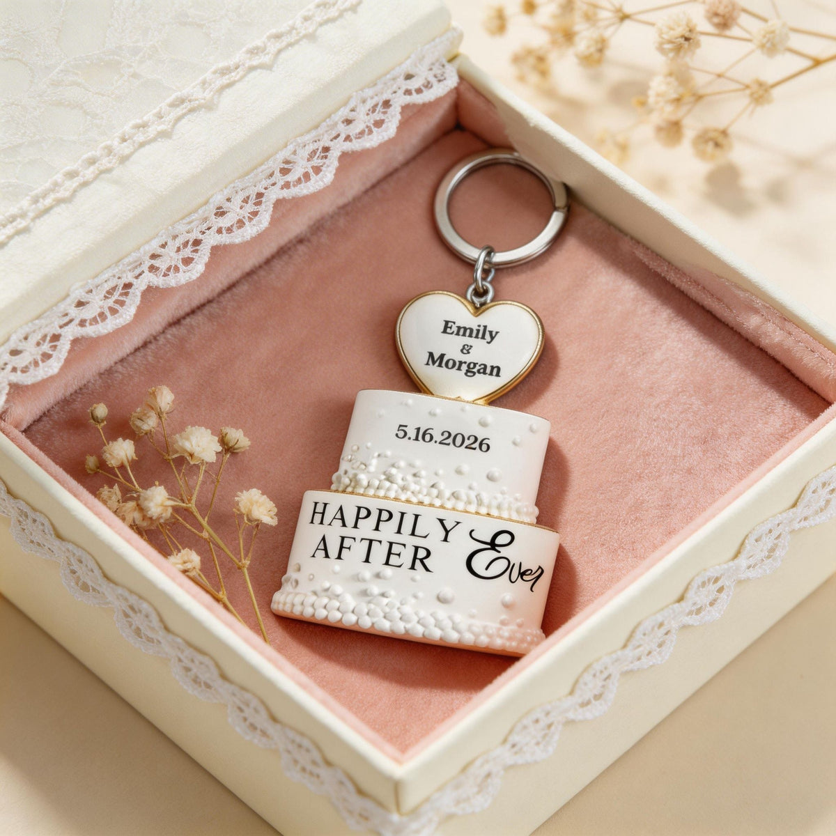 Wedding Cake Personalized Keychain, Newlywed Gifts, Couple Gifts